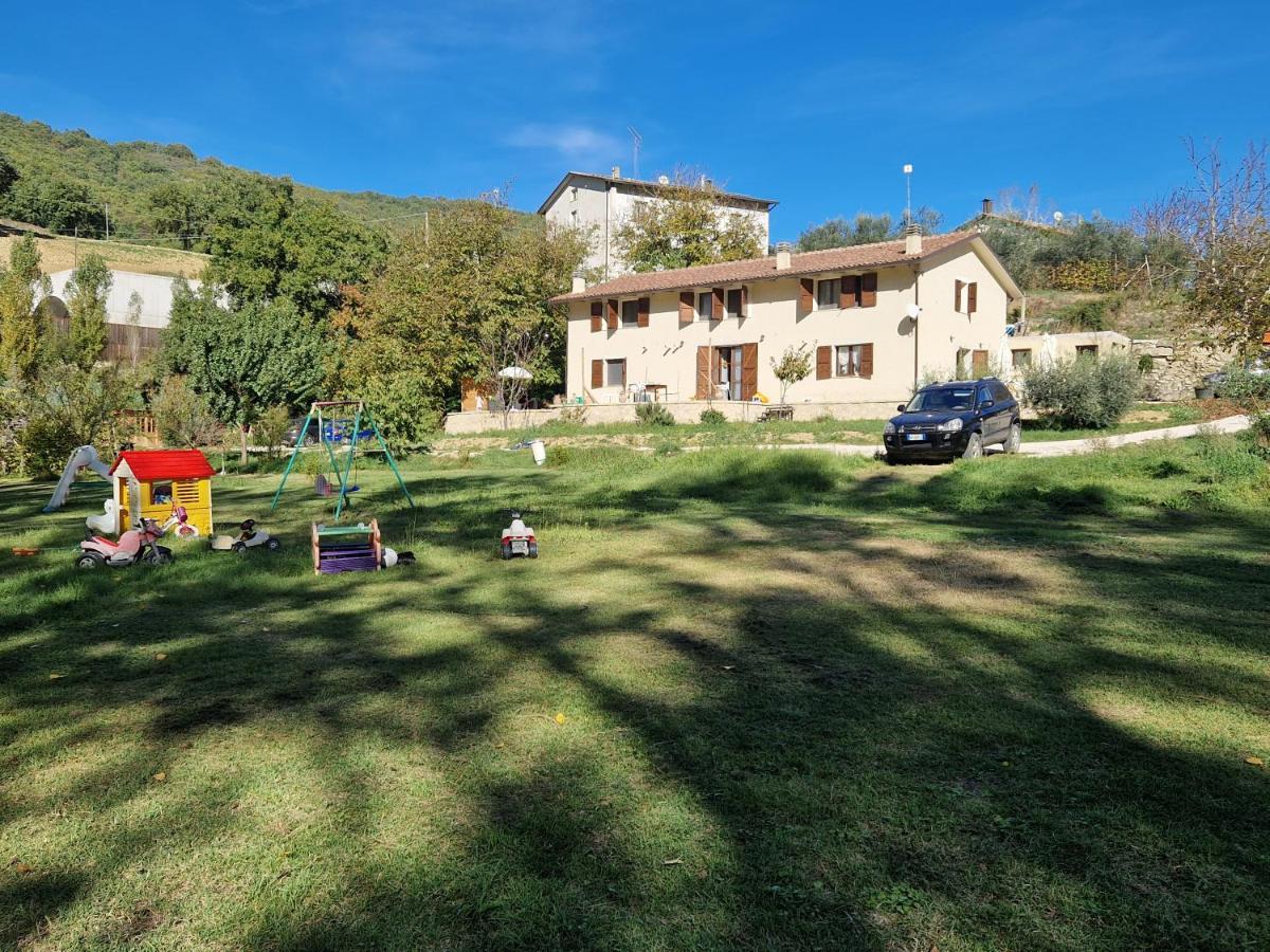 Casa Tra Assisi E Perugia Vila Pianello  Exterior foto